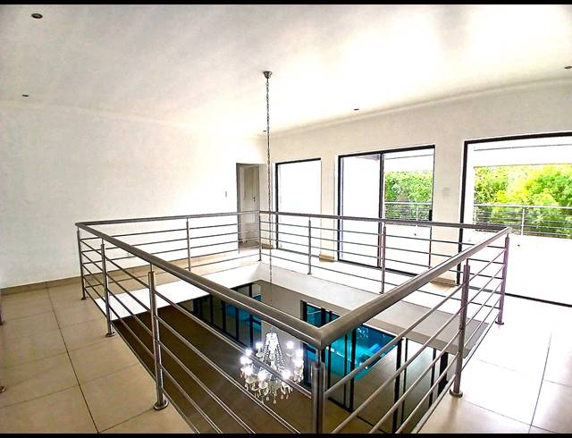 4 BEDROOM GOLF ESTATE FOR SALE IN BLUE VALLEY GOLF ESTATE